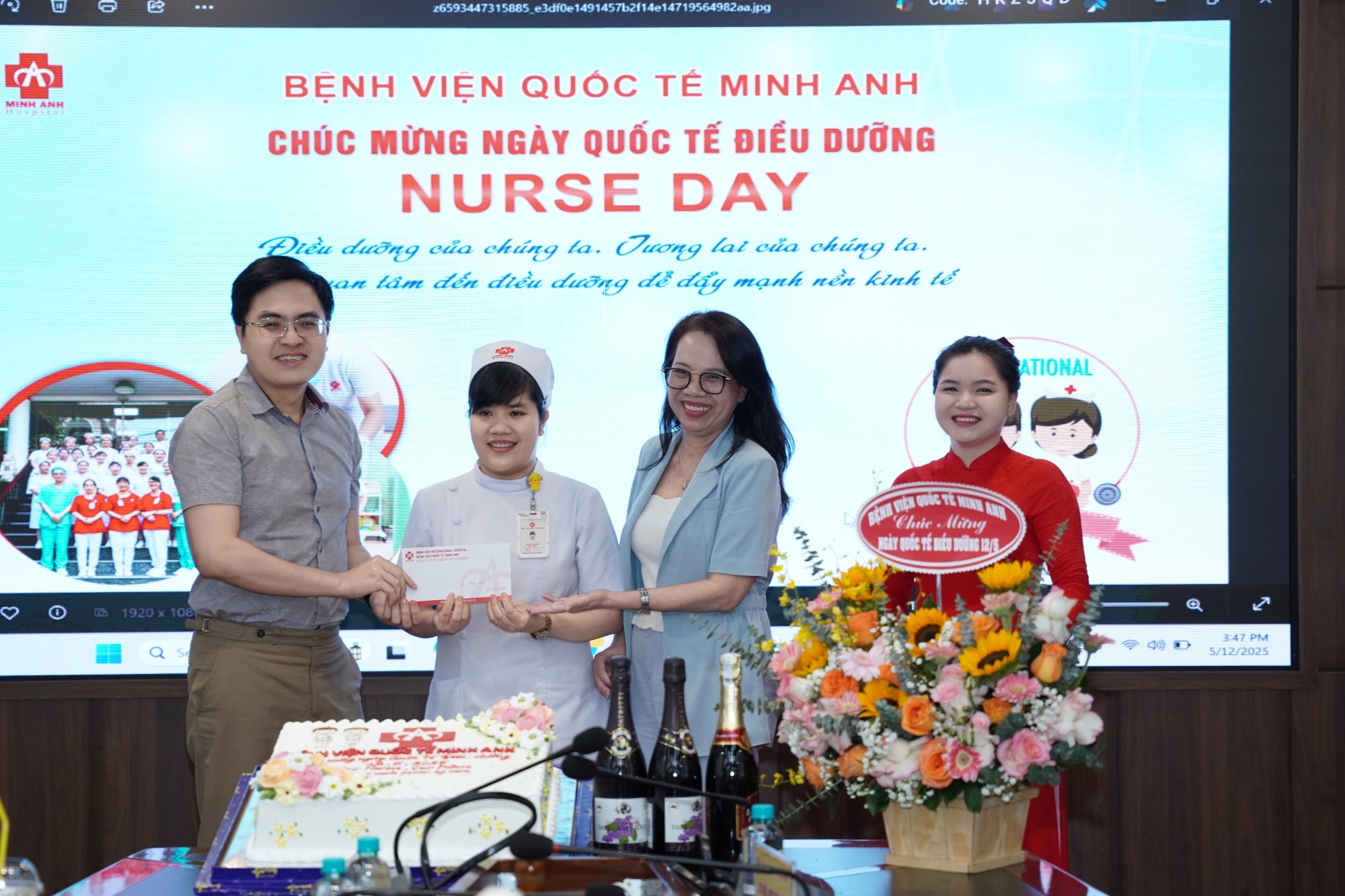 chị xuân (1 of 1) (8)