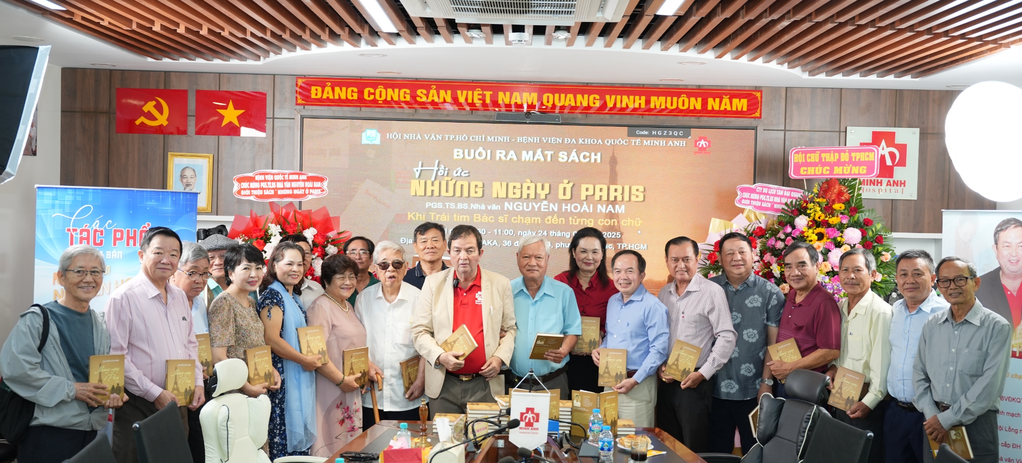 Bác nam ra mắt sách 3 (1 of 1)