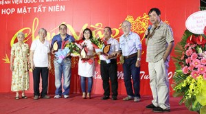 Bệnh viện quốc tế Minh Anh tưng bừng đón xuân Mậu Tuất 2018