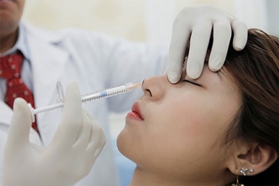 Hệ lụy từ tiêm filler làm đẹp chị em cần biết