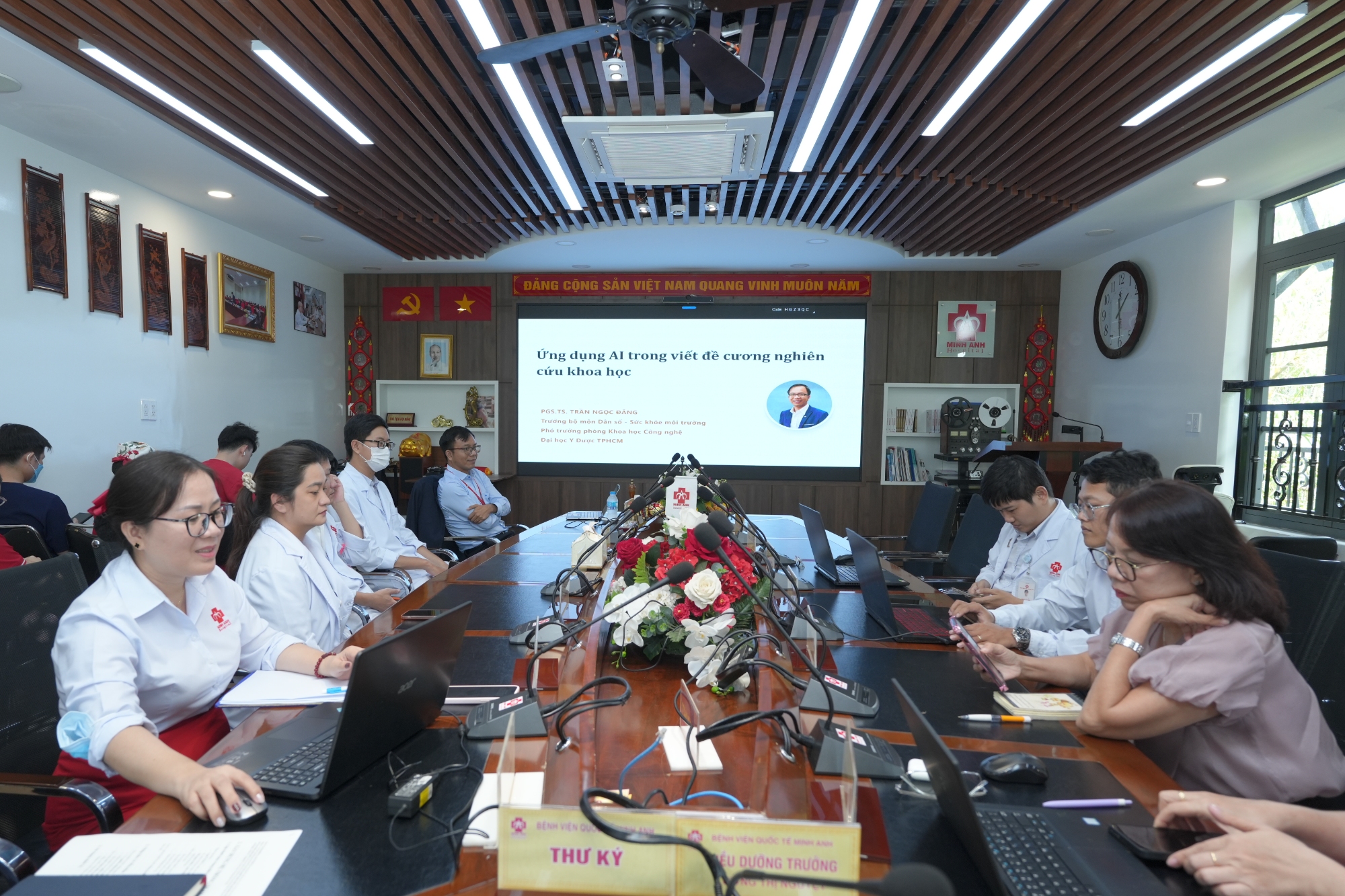 ✨BỆNH VIỆN ĐA KHOA QUỐC TẾ MINH ANH: ĐẨY MẠNH NGHIÊN CỨU KHOA HỌC QUA BUỔI TẬP HUẤN VỀ ỨNG DỤNG TRÍ TUỆ NHÂN TẠO (AI)